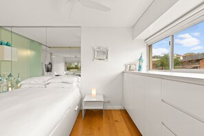 Apartment | 1 bedroom, iron/ironing board, bed sheets