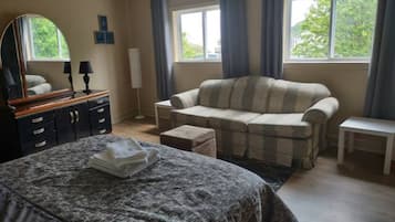 Double Room | Free WiFi