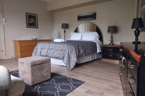 Double Room | Free WiFi