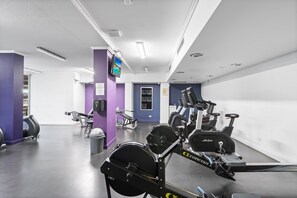 Spa treatment - 2-bed Brisbane City Pad With Pool & Gym (Brisbane)