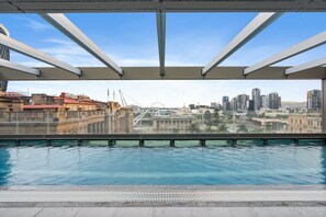Pool - 2-bed Brisbane City Pad With Pool & Gym (Brisbane)