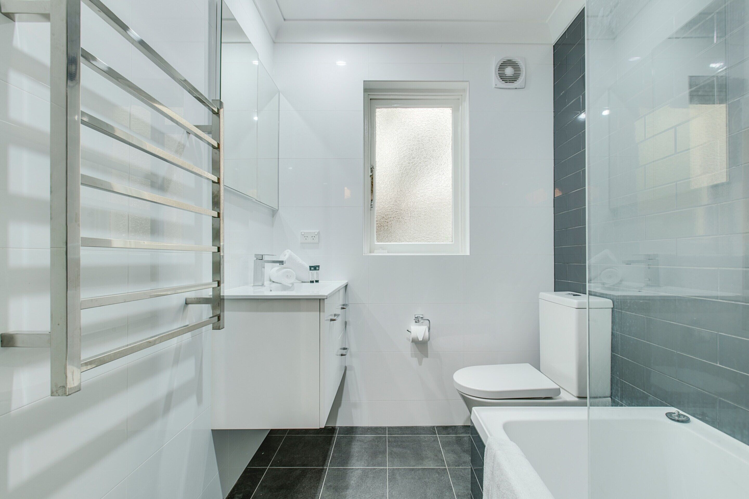 Apartment | Bathroom