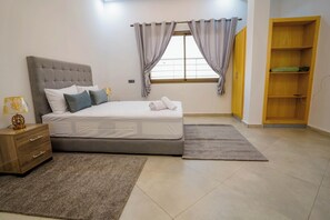 บริการดูแลเด็ก