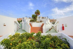 Property grounds - Vacation Studio 'Costa Adeje Terrace with Ocean View' with Sea View, Shared Pool and Wi-Fi (Costa Adeje)