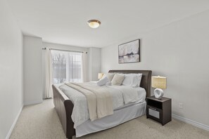 4 dormitorios, tabla de planchar con plancha, wifi y ropa de cama