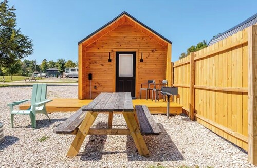 Camping cabin at Painter Creek Camp Resort! Minutes to French Lick