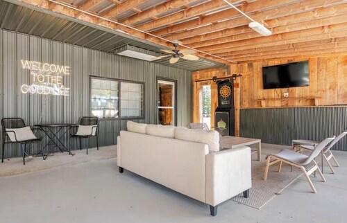 Camping cabin at Painter Creek Camp Resort! Minutes to French Lick