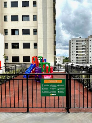 兒童遊樂區