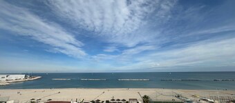 Appartamento 'Tra Cielo e Mare da Vale' con Balcone e Aria Condizionata