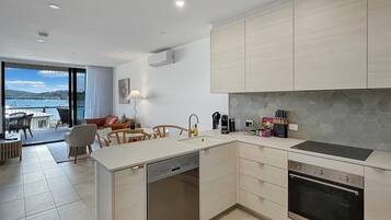 Apartment | Private kitchen | Fridge, microwave, oven, stovetop