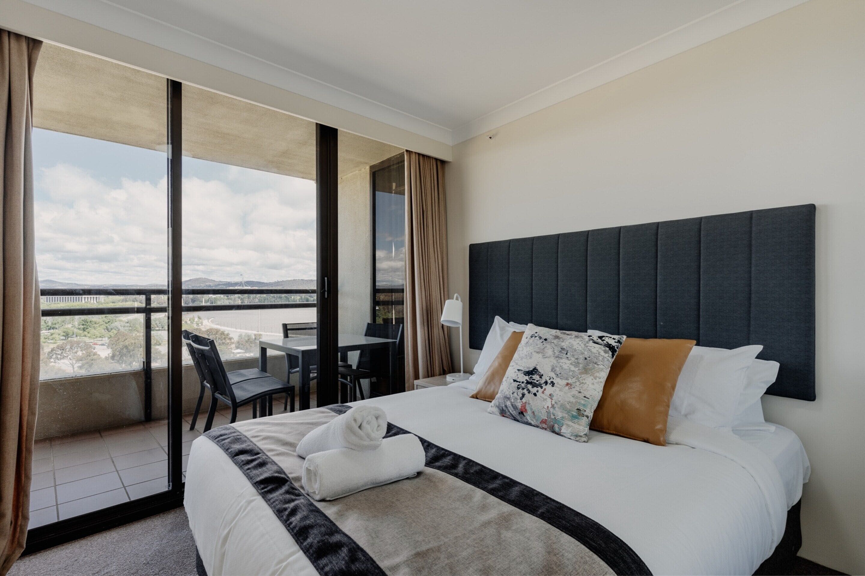 Apartment | 2 bedrooms, iron/ironing board, bed sheets