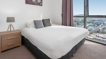 Apartment | 1 bedroom, iron/ironing board, bed sheets