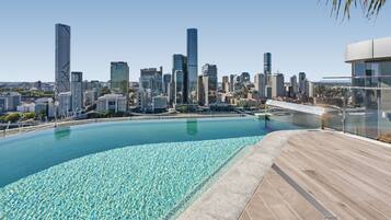 Apartment | Pool | Outdoor pool