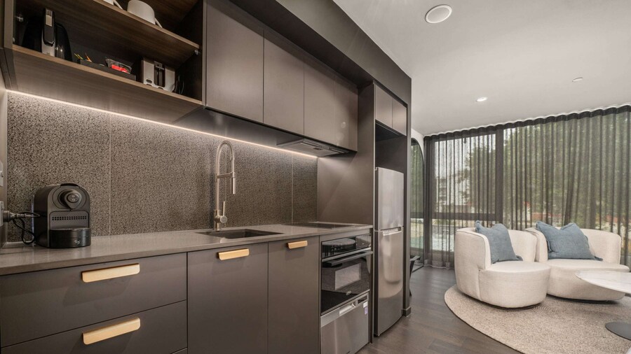 Braddon Studio With BBQ Area