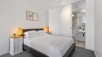 Apartment | 1 bedroom, iron/ironing board