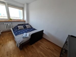 Classic Room, 1 Double Bed, City View | Desk, laptop workspace, iron/ironing board, free WiFi