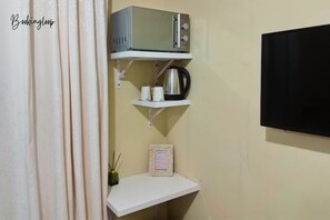 Room - Budget Stays At Olivia Pines Guesthouse  (Krugersdorp)