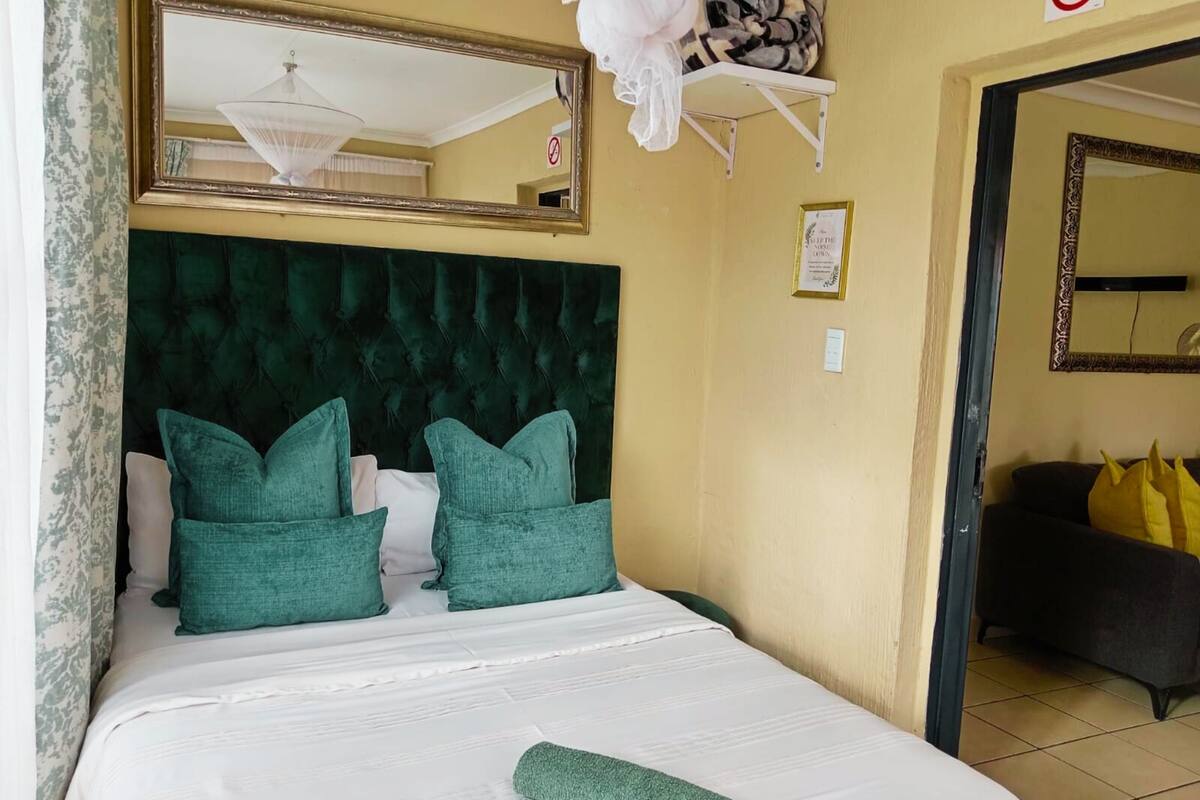 Basic Double Room, Non Smoking, Housekeeping