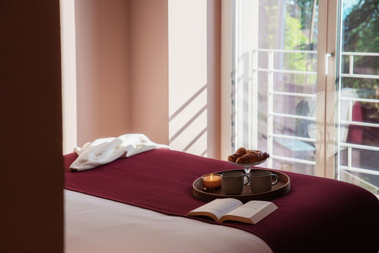 8 Schlafzimmer, Bügeleisen/Bügelbrett, Reisekinderbett