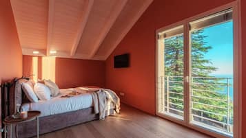 8 Schlafzimmer, Bügeleisen/Bügelbrett, Reisekinderbett