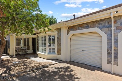 Stylish 3-bed House Close to Attractions