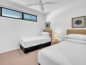 Apartment | 3 bedrooms, iron/ironing board, bed sheets