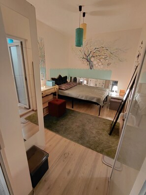 1 bedroom, iron/ironing board, WiFi, bed sheets