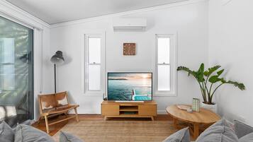 Apartment | Living room