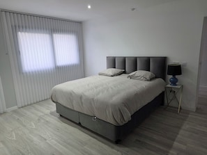 Chambre, vue jardin | Espace de travail pour ordinateur portable, Wi-Fi gratuit