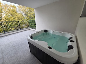 Deluxe Room, Garden View | Laptop workspace, free WiFi - Le.46 appart hotel (Villiers-sur-Marne)