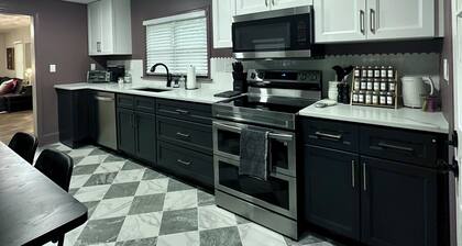 The Dragonfly, 3bd/1.5bth, 2.2 miles to Casino