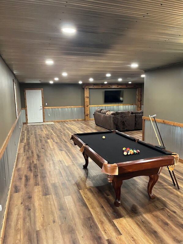 غرفة الألعاب