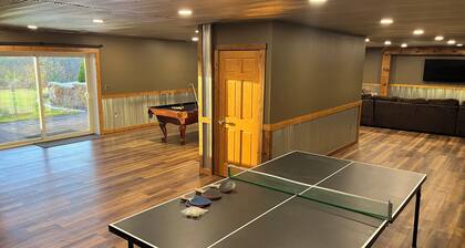 Peaceful Lake Home Retreat