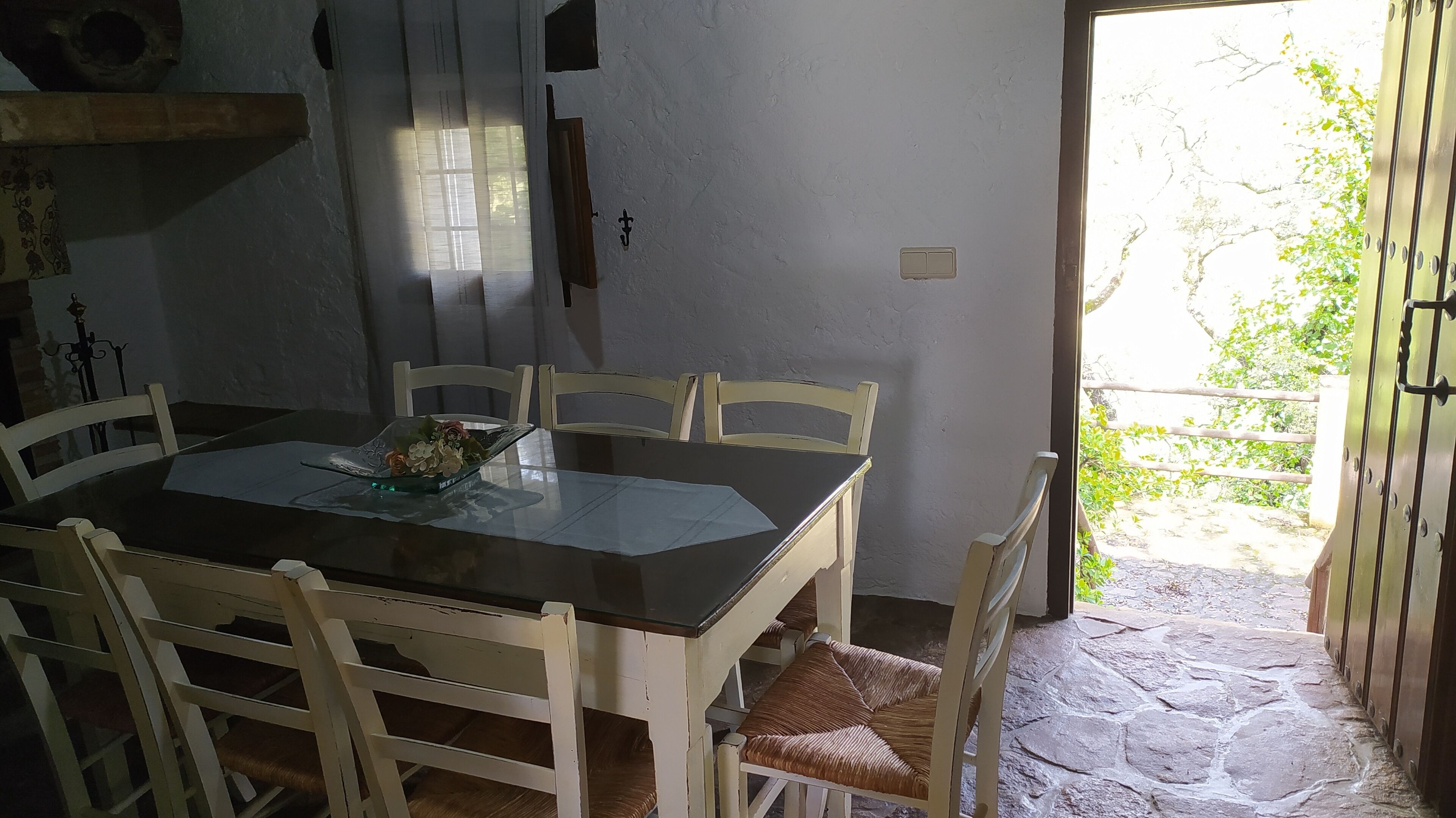 Casa, 4 habitaciones, fumadores, piscina privada | Comedor