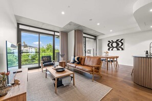 Apartment | Living area - Stylish 2-bed in Braddon With Alfresco Dining (Canberra)