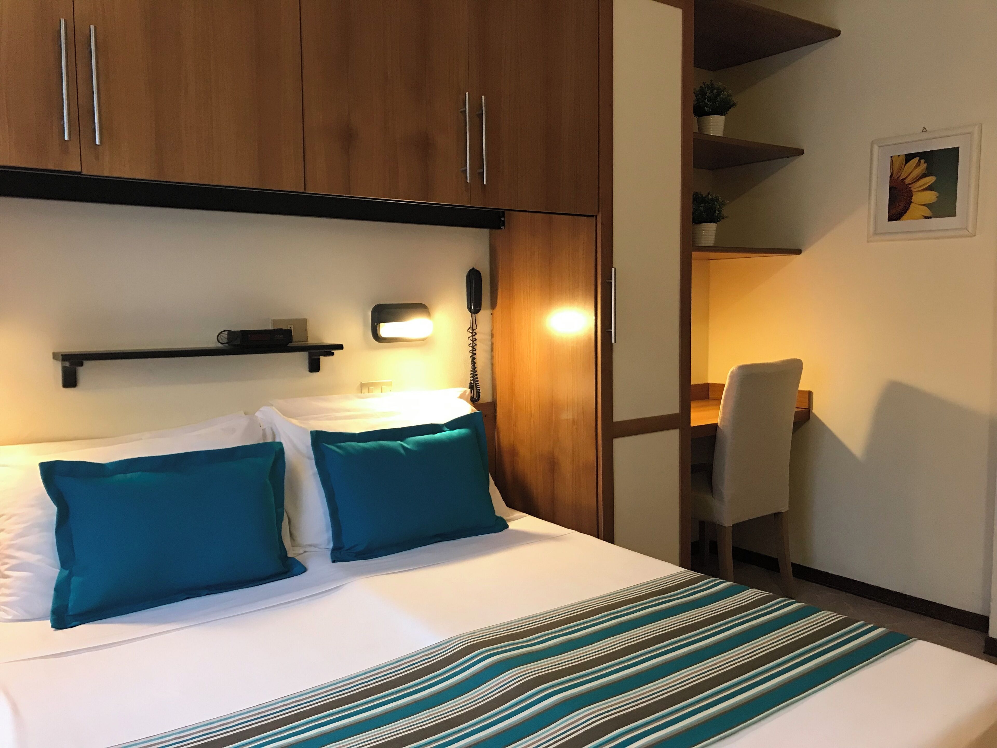 Standard Quadruple Room | In-room safe, free WiFi