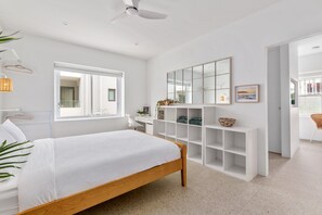 Apartment | 1 bedroom, laptop workspace, iron/ironing board, bed sheets