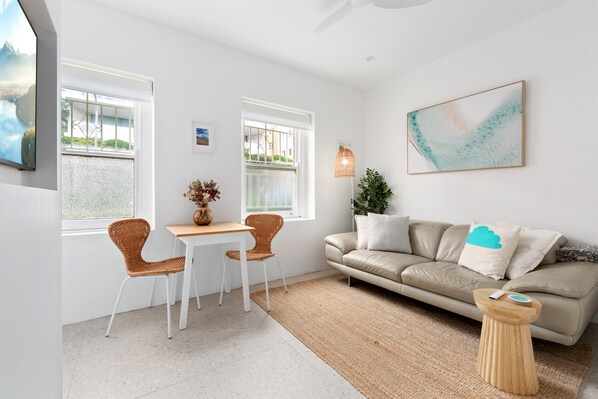 Apartment | Living area