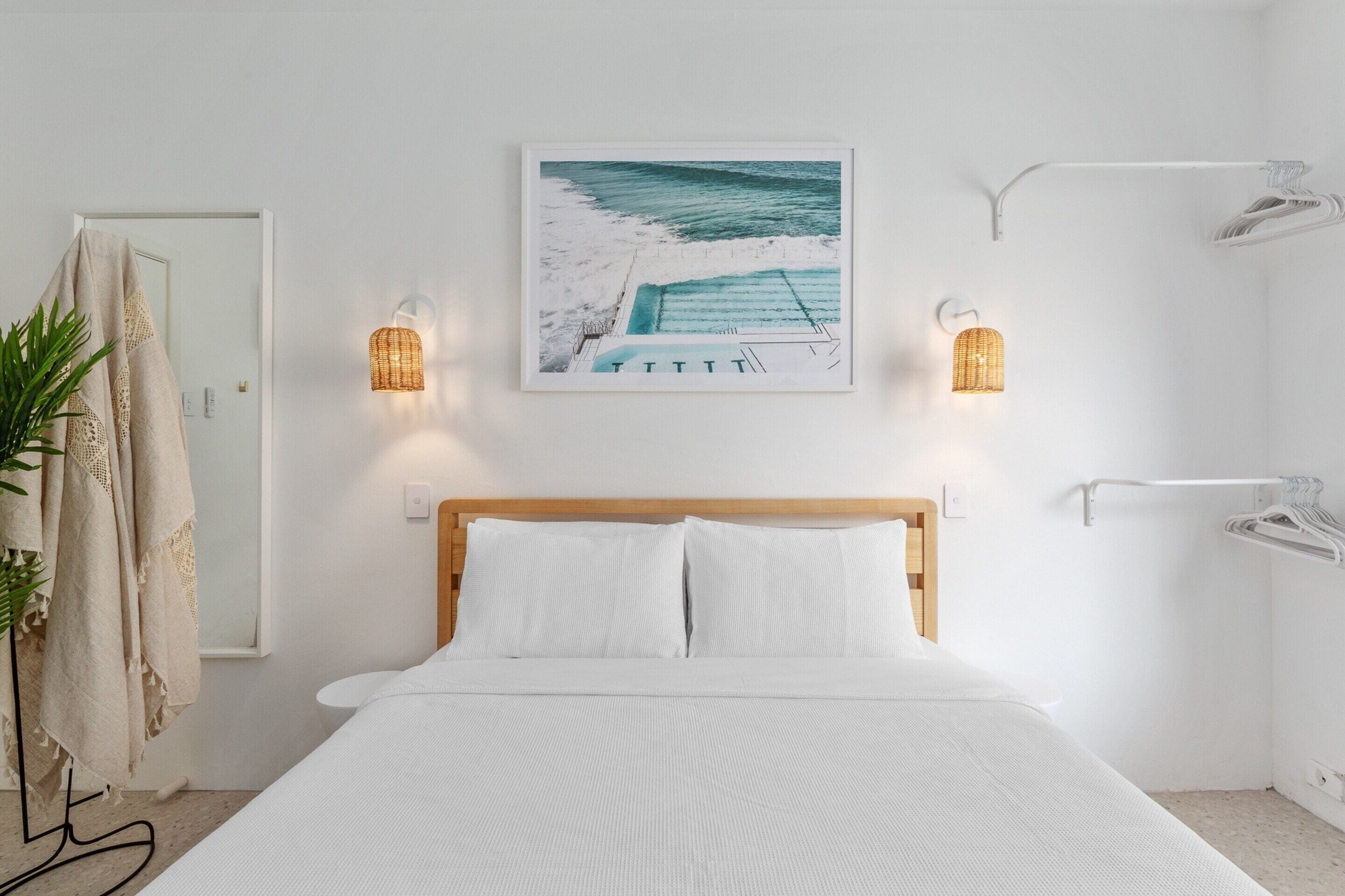 Apartment | 1 bedroom, laptop workspace, iron/ironing board, bed sheets