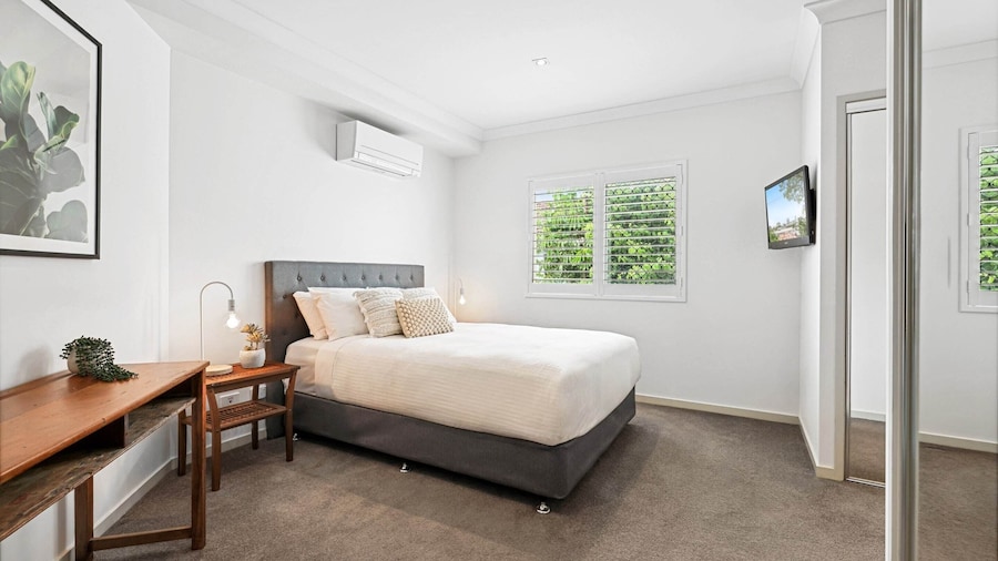 Lovely 3-bed With Alfresco Dining