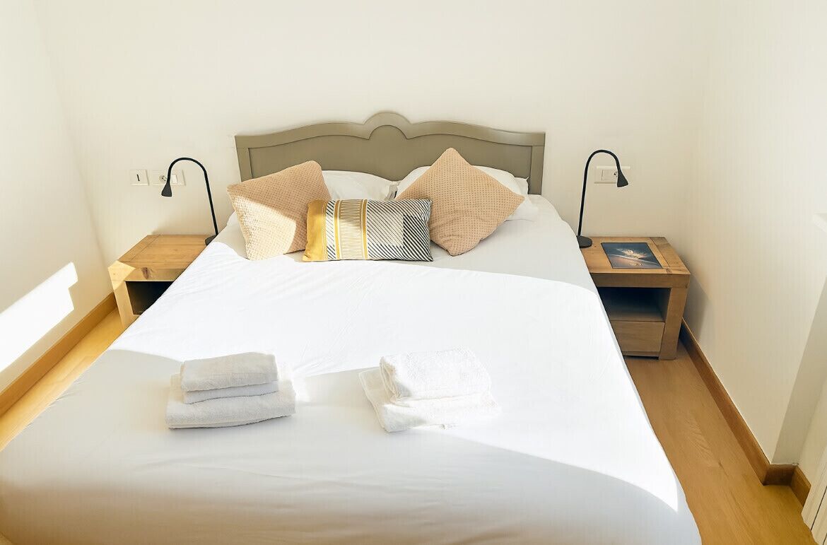 2 bedrooms, WiFi, bed sheets
