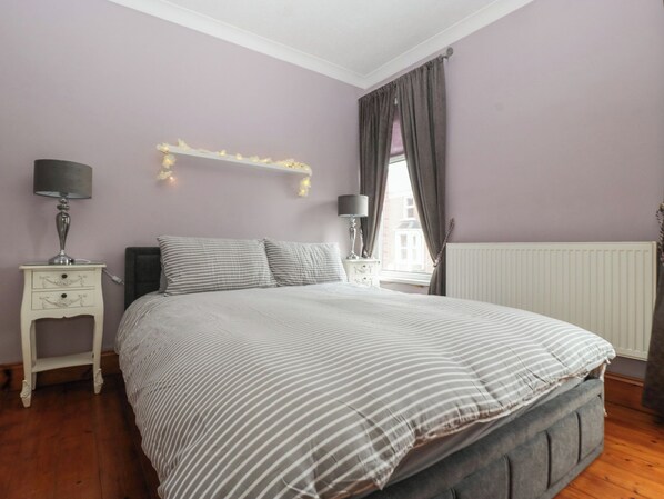 2 bedrooms, individually decorated, individually furnished, free WiFi