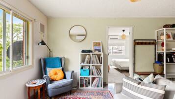 Apartment | 1 bedroom, laptop workspace, iron/ironing board