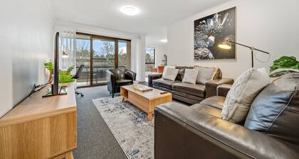 2-bed With Pool, Bbq, Tennis Court & Parking