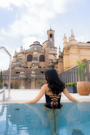 Gran Hotel Claridge Granada - Preferred Hotels & Resorts