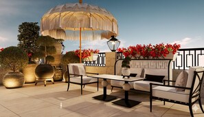 Rooftop terrace - Gran Hotel Claridge Granada (Granada)