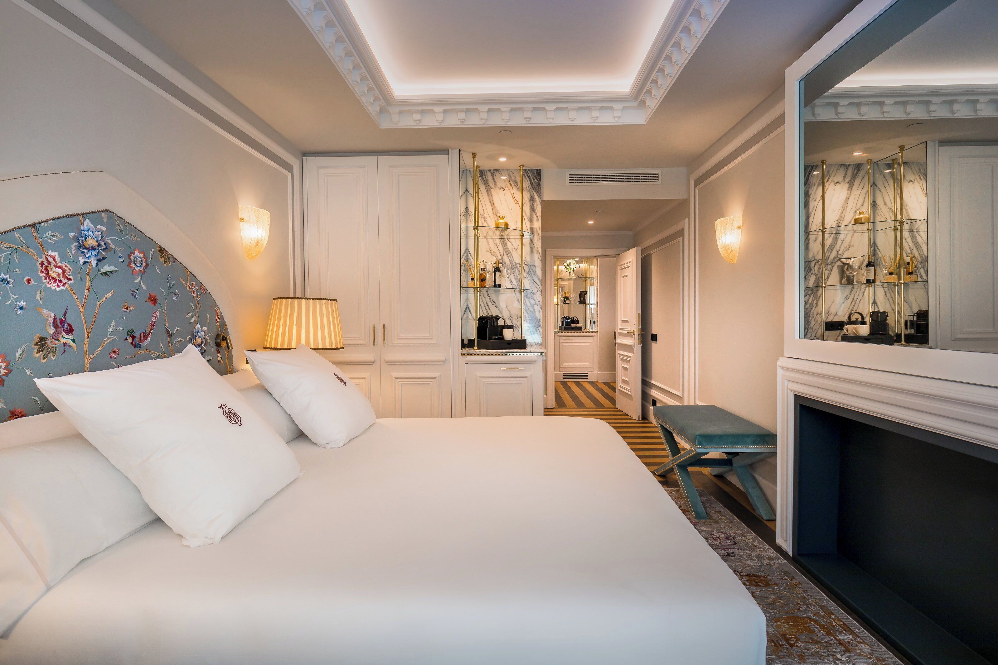 Catedral Suite | Premium bedding, down duvets, minibar, in-room safe