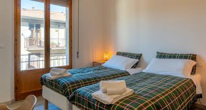 Room in the Heart of Val d'Orcia with Balcony and Wi-Fi