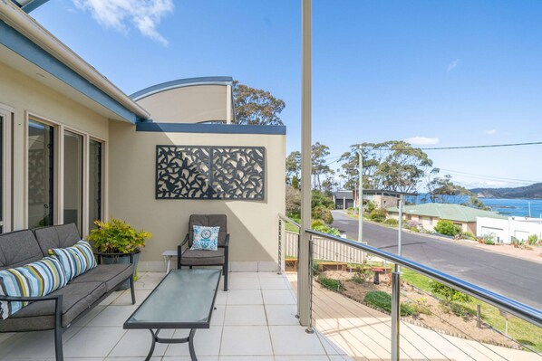 Apartment | Property grounds - 3-bed With Beach Views and Entertainment Area (Denhams Beach)