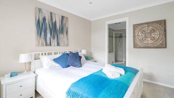 Apartment | 3 bedrooms, iron/ironing board, bed sheets